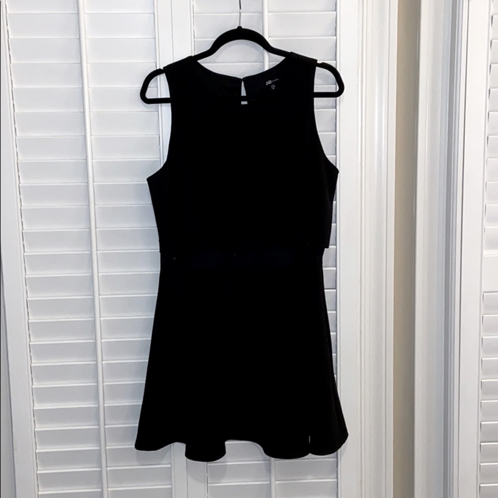 dress with mesh waist and scallop edge